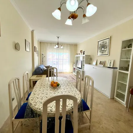 Apartamento уютная и светлая с паркингом и бассейном в гигантес *