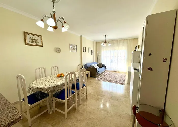 Appartement уютная и светлая с паркингом и бассейном в гигантес Puerto de Santiago (Tenerife)