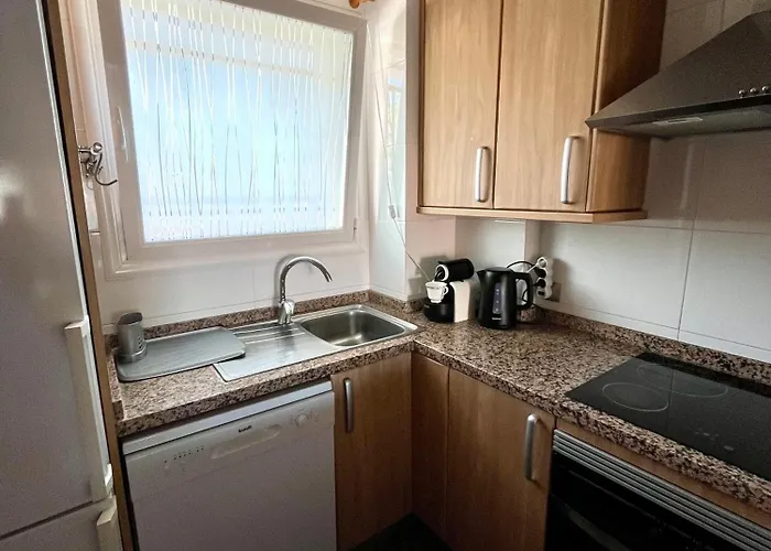 Apartmán уютная и светлая с паркингом и бассейном в гигантес Puerto de Santiago (Tenerife)