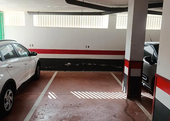 아파트 уютная и светлая с паркингом и бассейном в гигантес